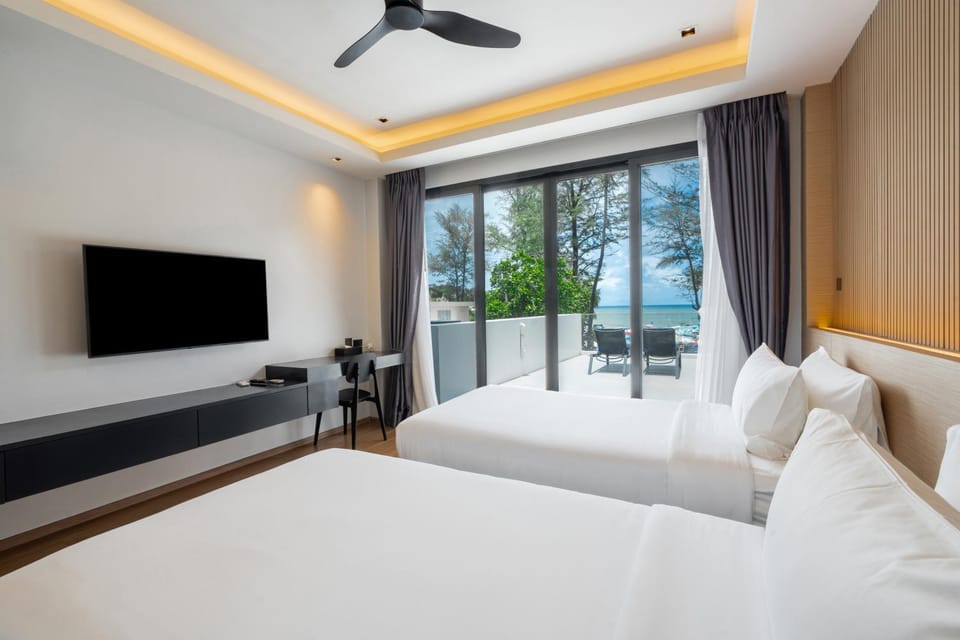 Bed, TV and multimedia, Bedroom, Sea view, air conditioner