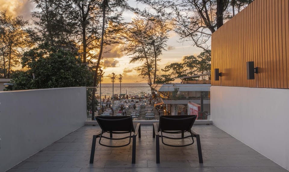 Patio, Balcony/Terrace, Balcony/Terrace, Seating area, Sea view, Sunset