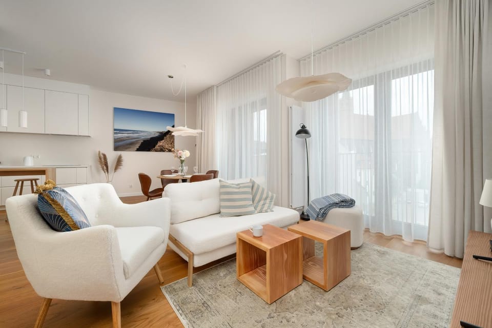Living room, Photo of the whole room, Seating area, air conditioner