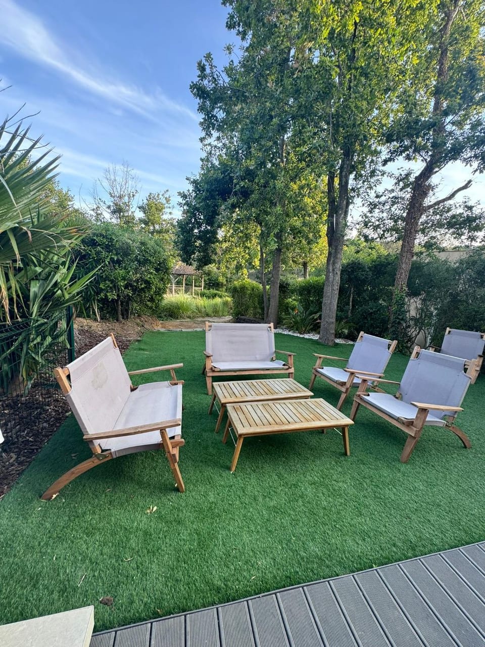 Garden, Seating area