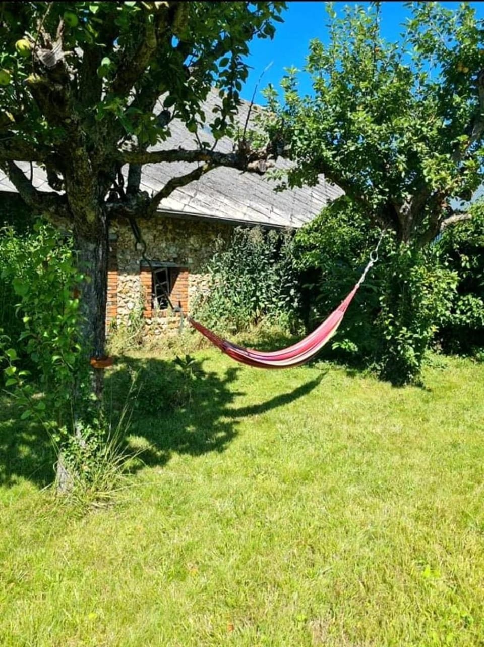 Maison de campagne chaleureuse avec grand jardin House in Centre-Val de Loire