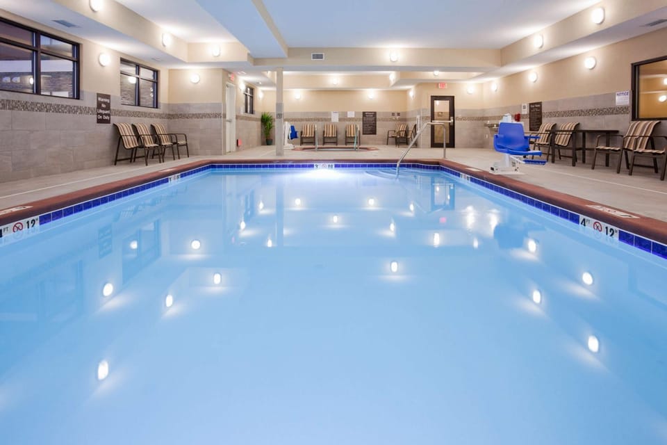 Pool view, Swimming pool