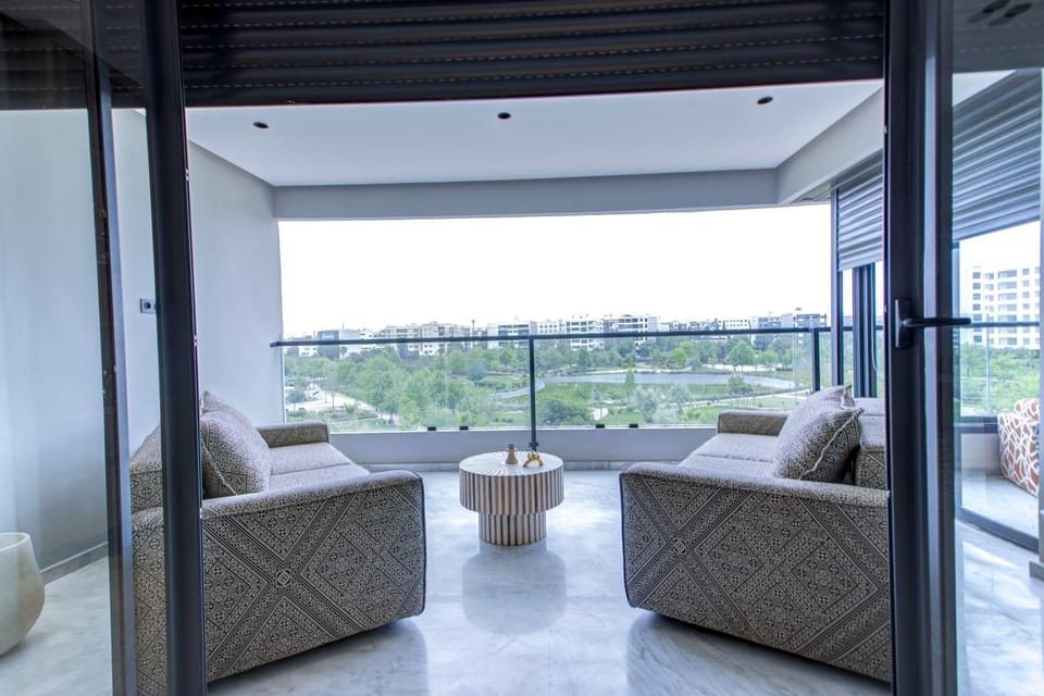 Appart Luxe Vue Panoramique Champs de Course Fès Apartment in Fes