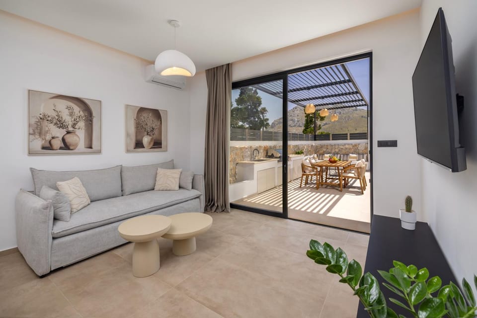 TV and multimedia, Living room, Seating area