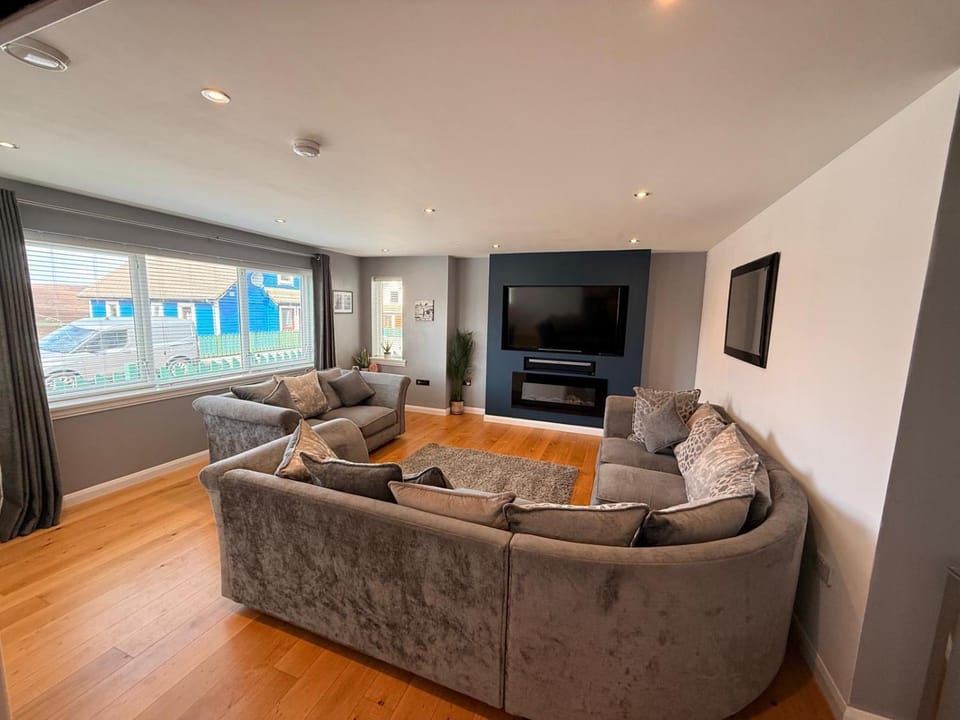 6 Pegasus Place House in Scotland