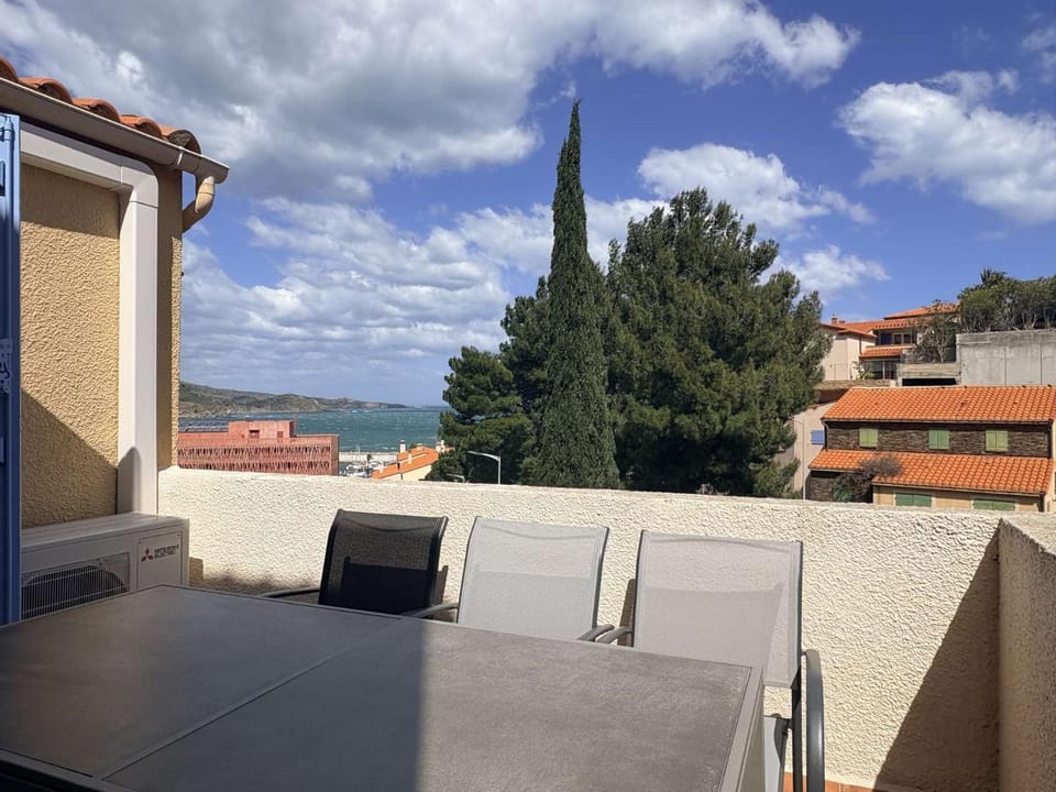 Patio, View (from property/room), Balcony/Terrace, Sea view
