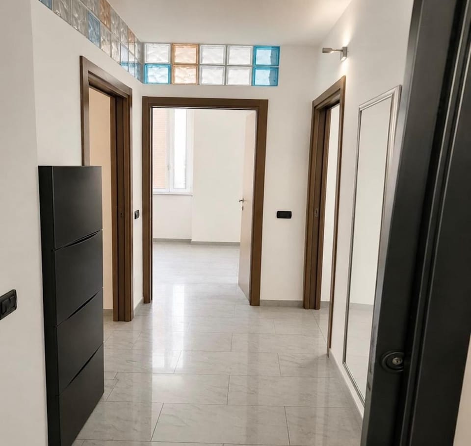 Comfort Two-Bedroom Apartment - Viale Umbria, Porta Romana Apartment in Milan