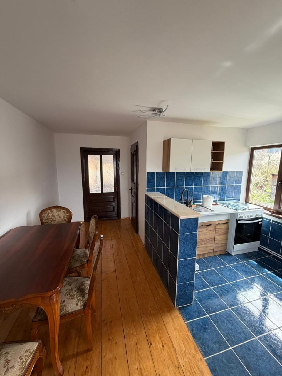 Kitchen or kitchenette, kitchen, kitchen