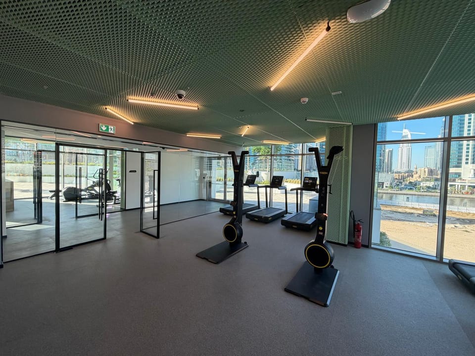Heaven's Dreams Peninsula Three Business Bay Apartment in Dubai
