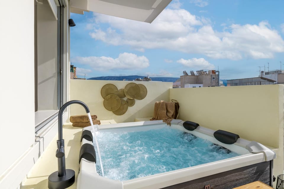 Hot Tub, Balcony/Terrace