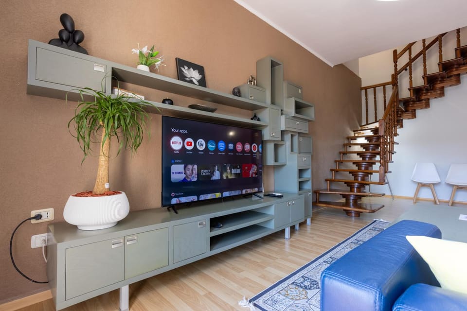 TV and multimedia, Living room