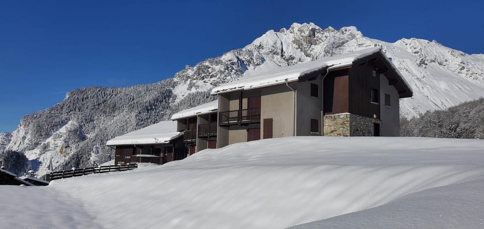 Property building, Natural landscape, Winter, Mountain view