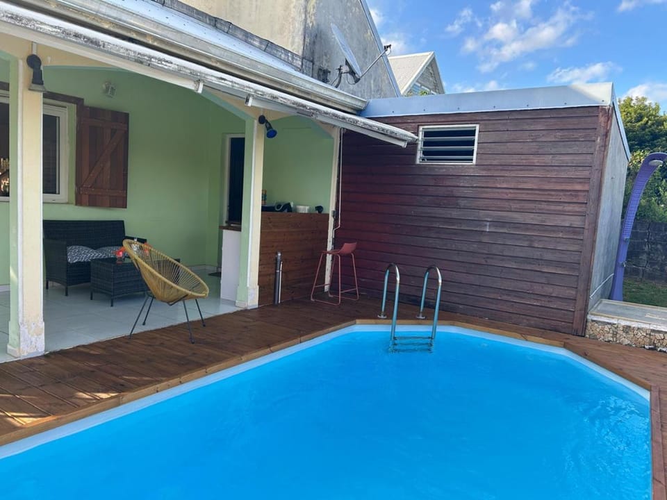 Le cocon de Coco Vacation rental in Leeward Islands