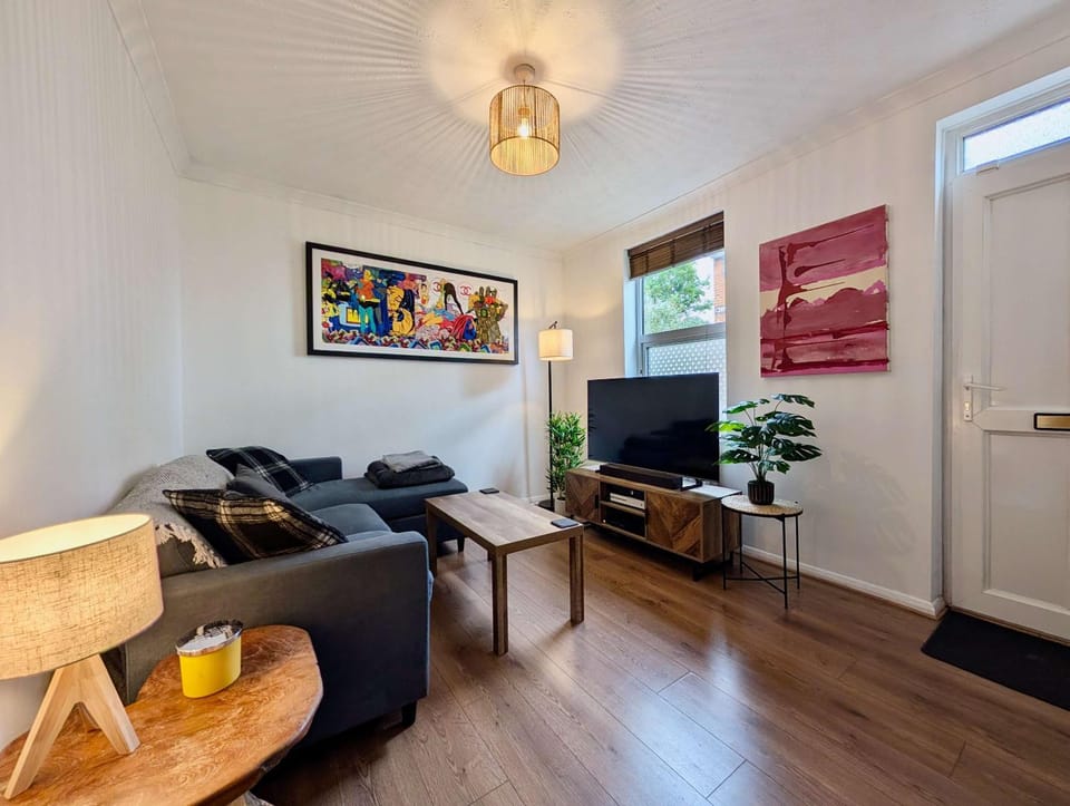 TV and multimedia, Living room