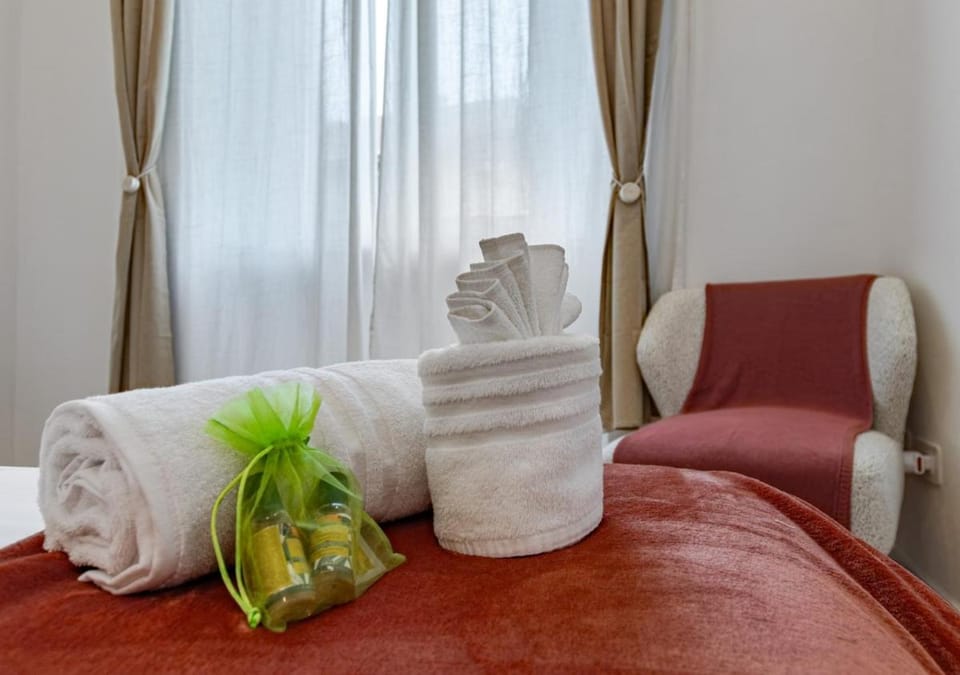 La casa del canale - ToscanaOneHH Apartment in Livorno