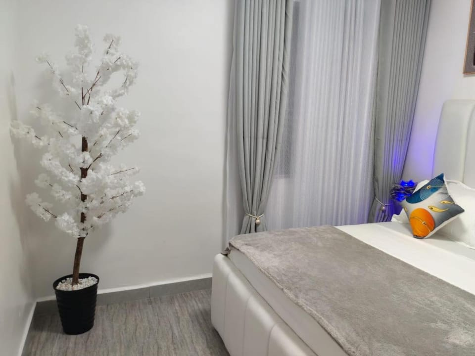 Neat Homes, New Rise Gardens Apartment in Nairobi
