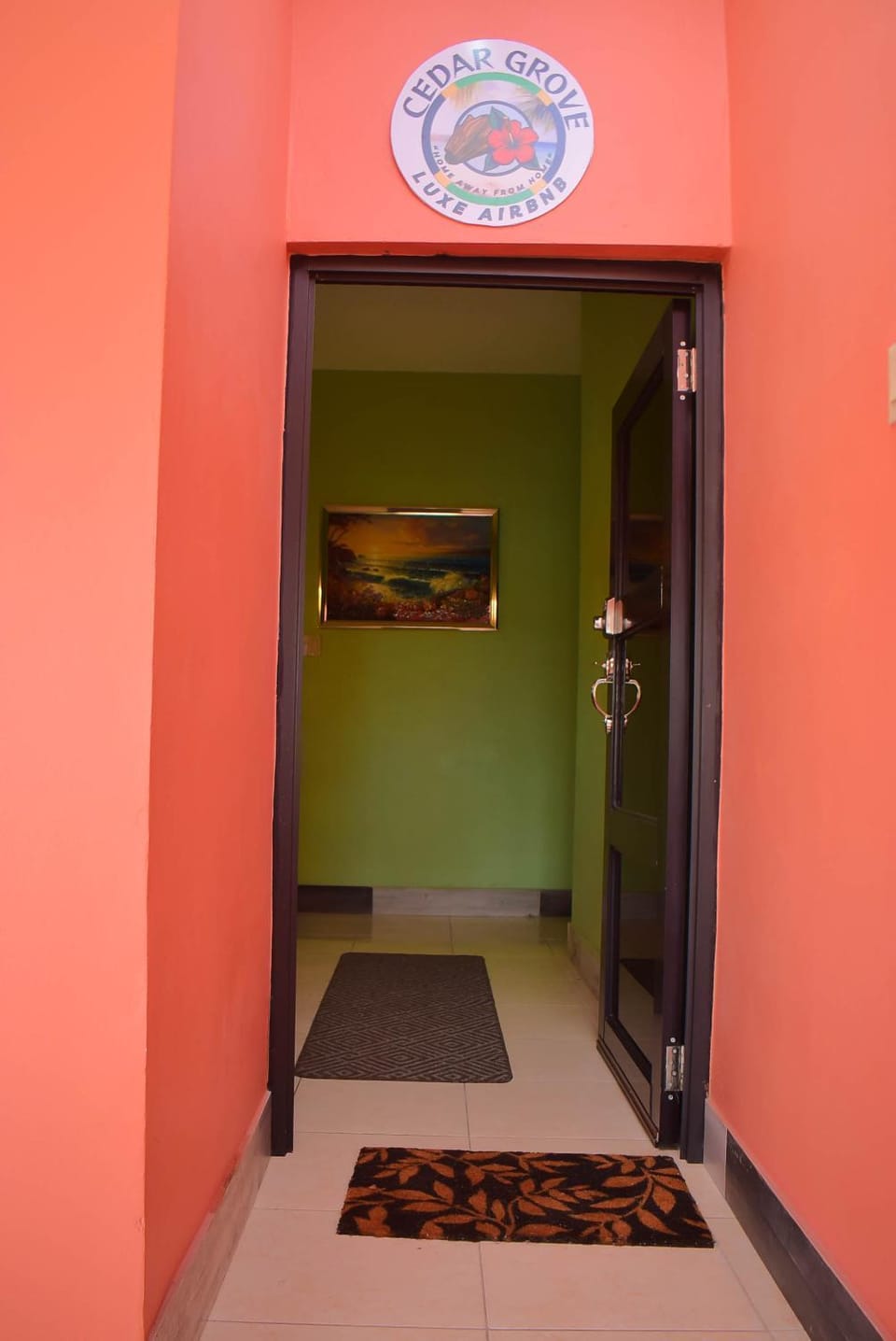 Cedar Grove Luxe Apartment in Portmore