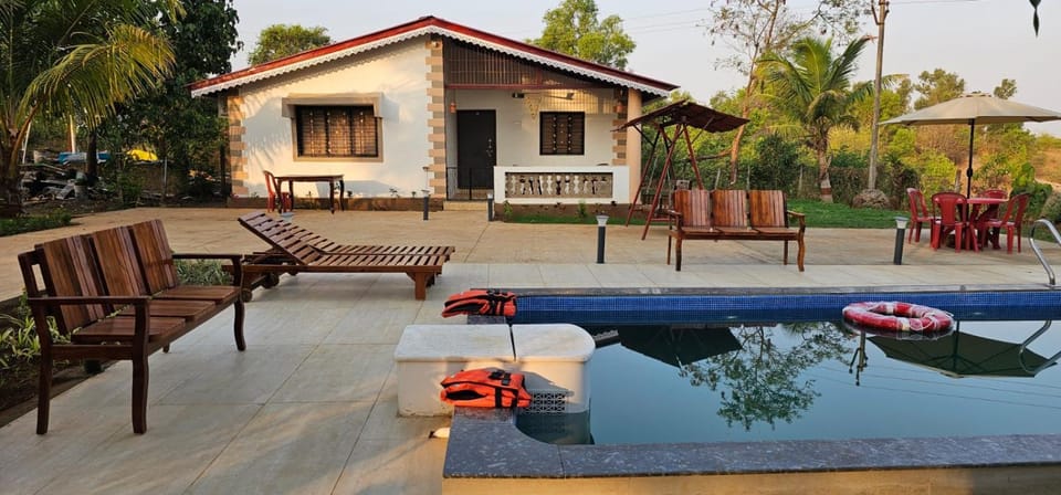 Shambhala lake view villas and resort Villa in Maharashtra