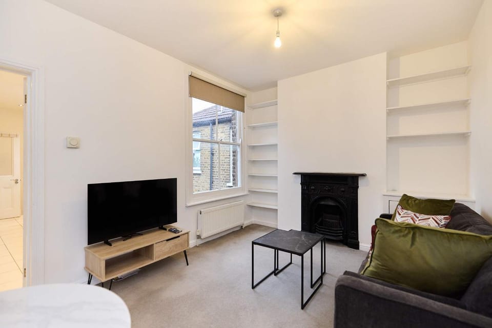 The Streatham Courtyard Nest Apartment in London Borough of Croydon