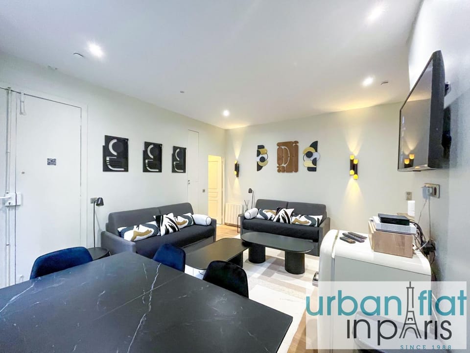 UrbanFlat 62 - Magnifique Appartement Design Mermoz Apartment in Paris