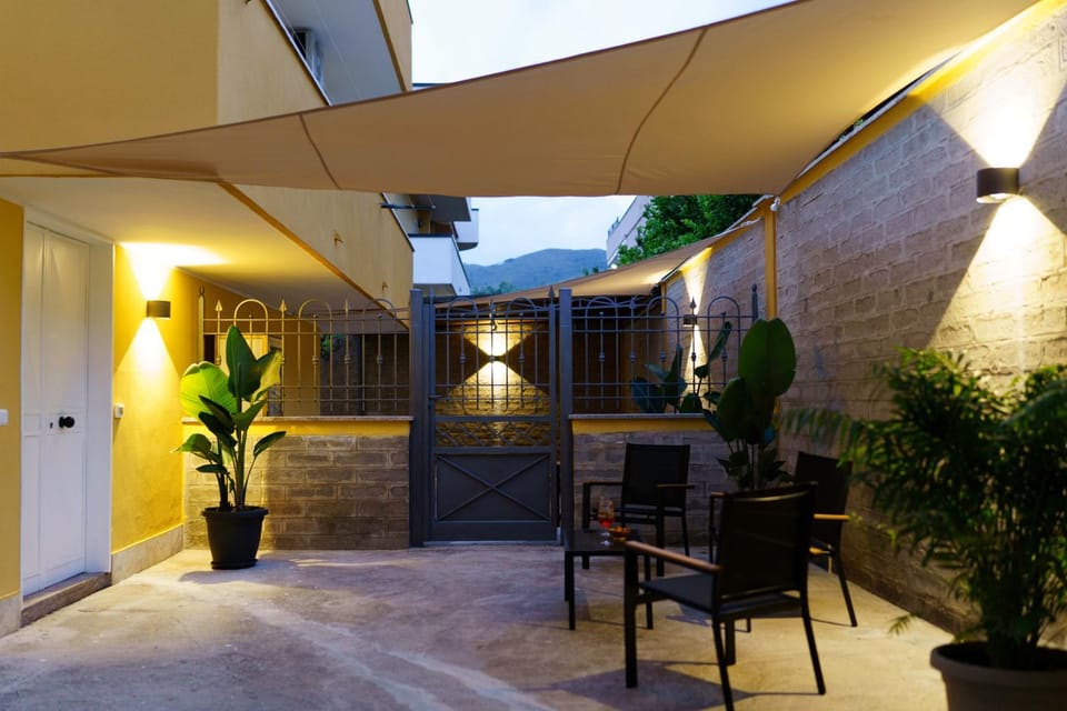 Patio, Garden