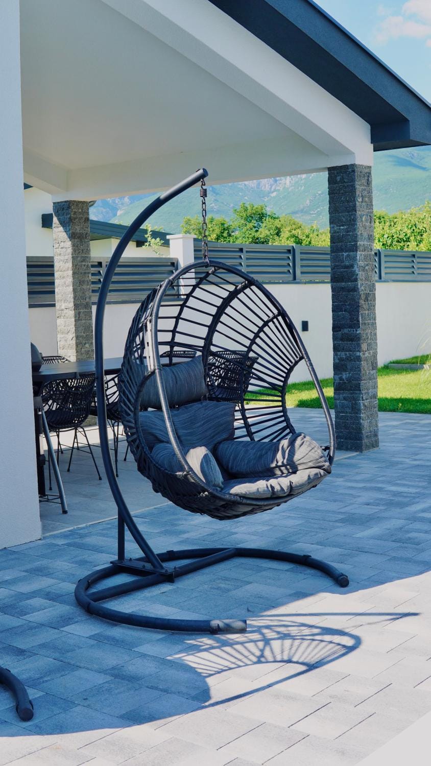 Day, sunbed