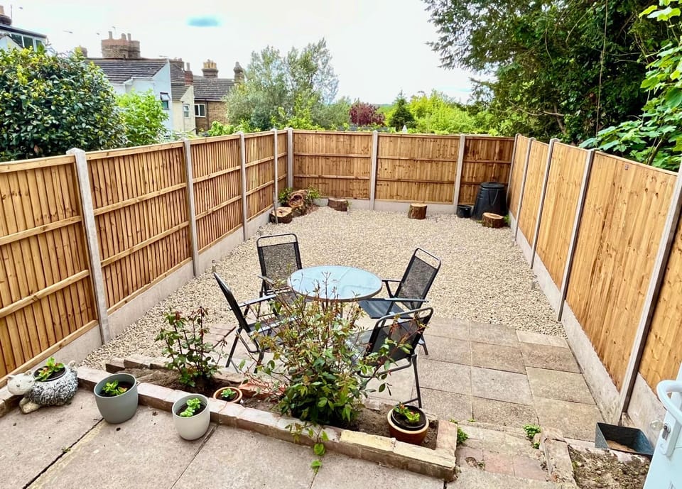 Patio, Garden, Balcony/Terrace
