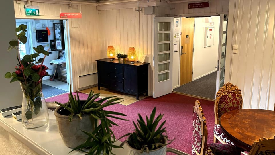 Living room, Lobby or reception