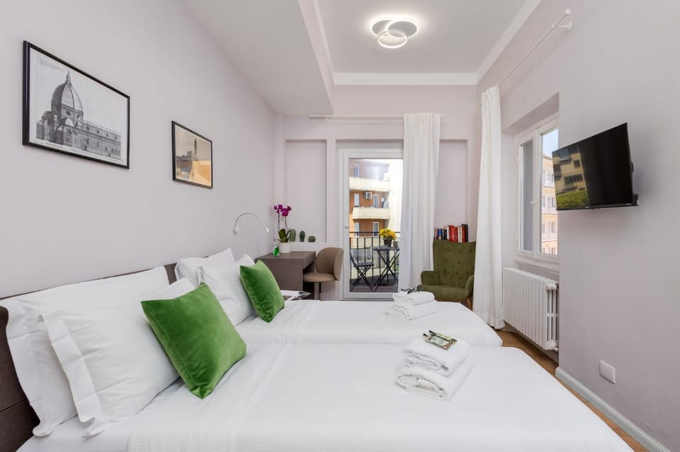 TV and multimedia, Balcony/Terrace, Bedroom