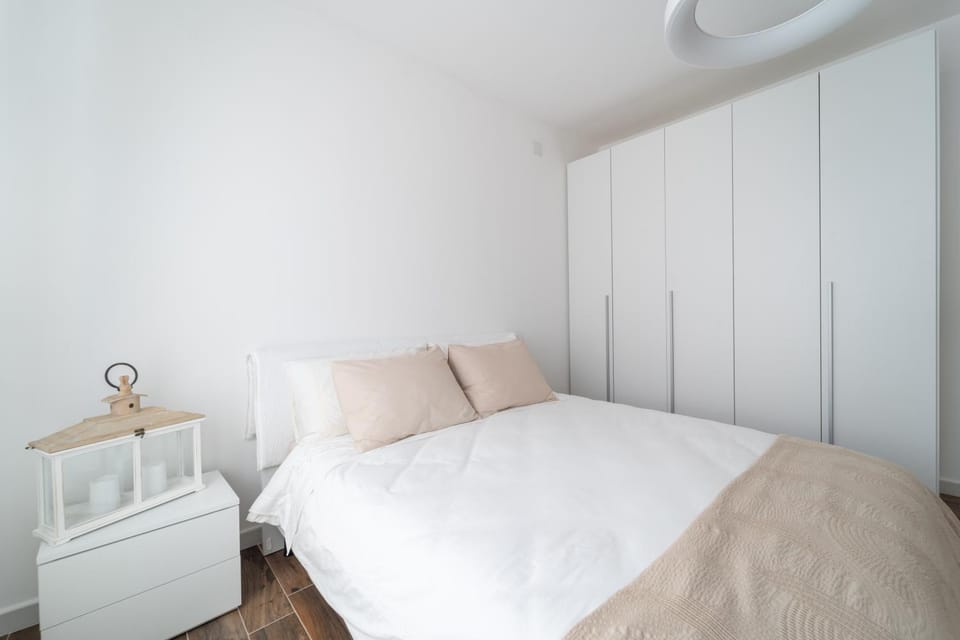 Bed, Bedroom, wardrobe
