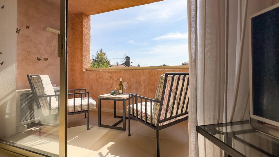 Parc des Vespins Apartment hotel in Cagnes-sur-Mer