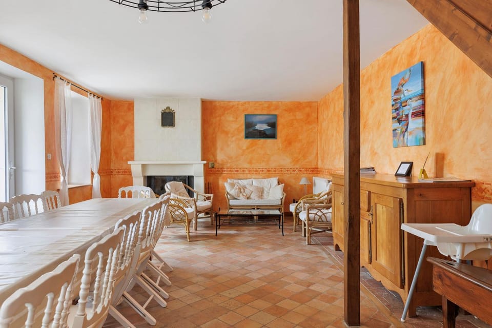 Property building, Living room