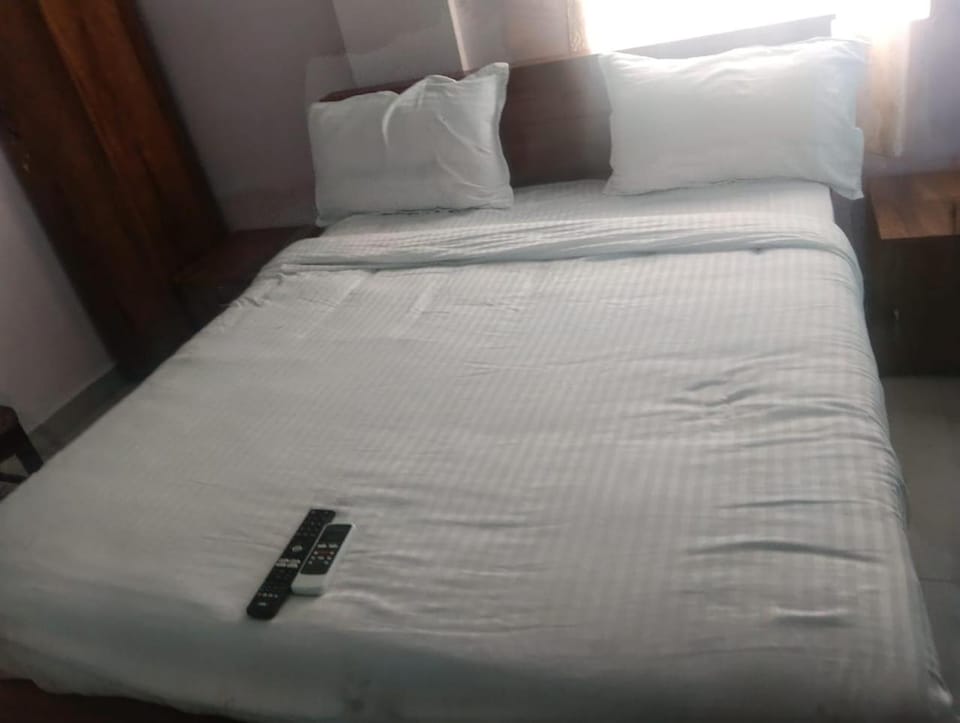 crown crest condos Hotel in Tamil Nadu