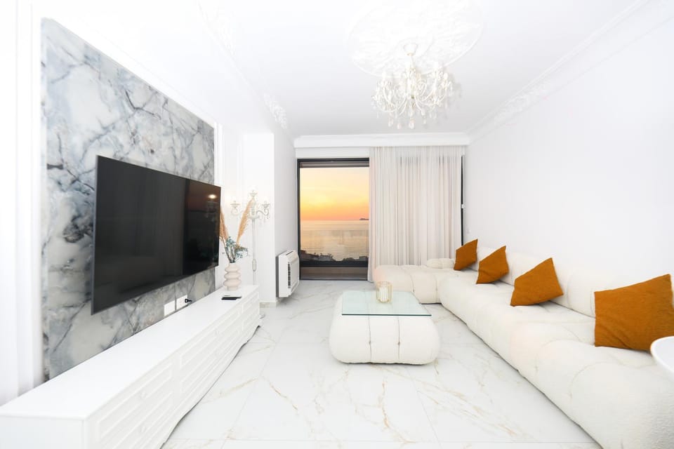 Arbor Luxury Sea View Apartment Vlore Apartment in Vlorë