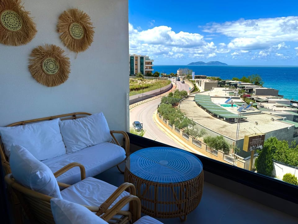 Natural landscape, Balcony/Terrace