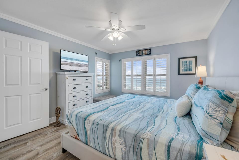 NEW Listing! Direct Oceanfront 2-2 Private Balcony Heated Pool & Garage Parking Apartment in Ormond By The Sea