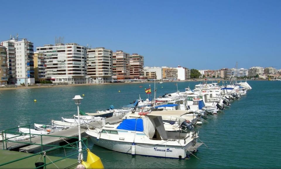 Bokaspanien 8 Luxurius apartment on the beach Apartment in Torrevieja