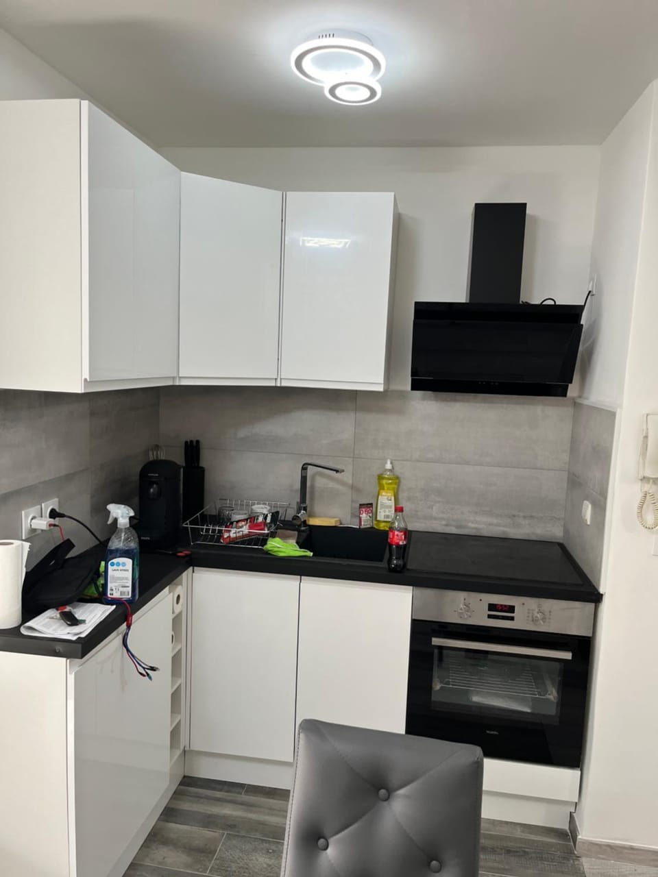 Studio wifi parking terrasse centre-ville Apartment in Béziers