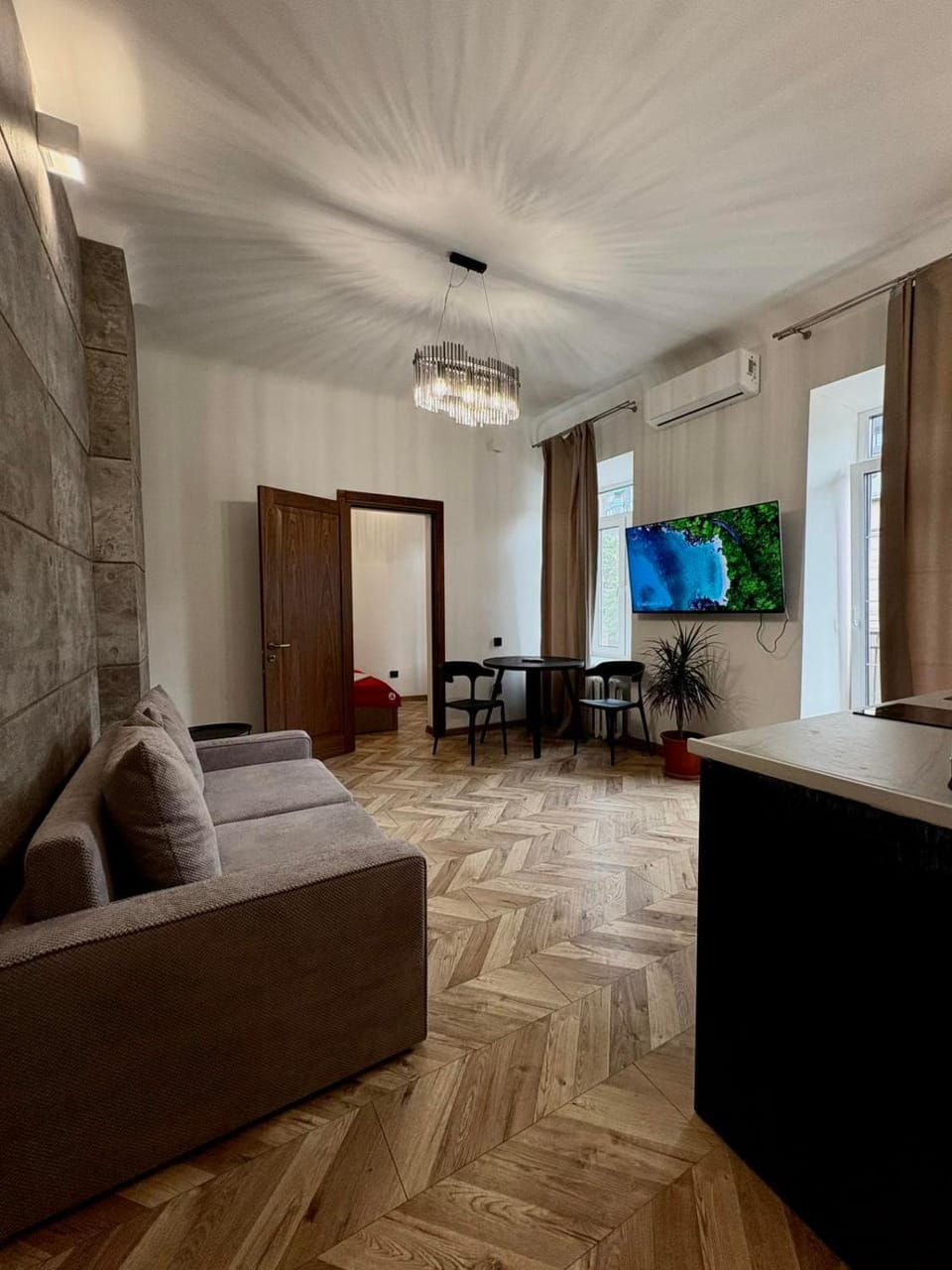 Центр Blue Безопасно рядом с мост сити Apartment in Dnipro