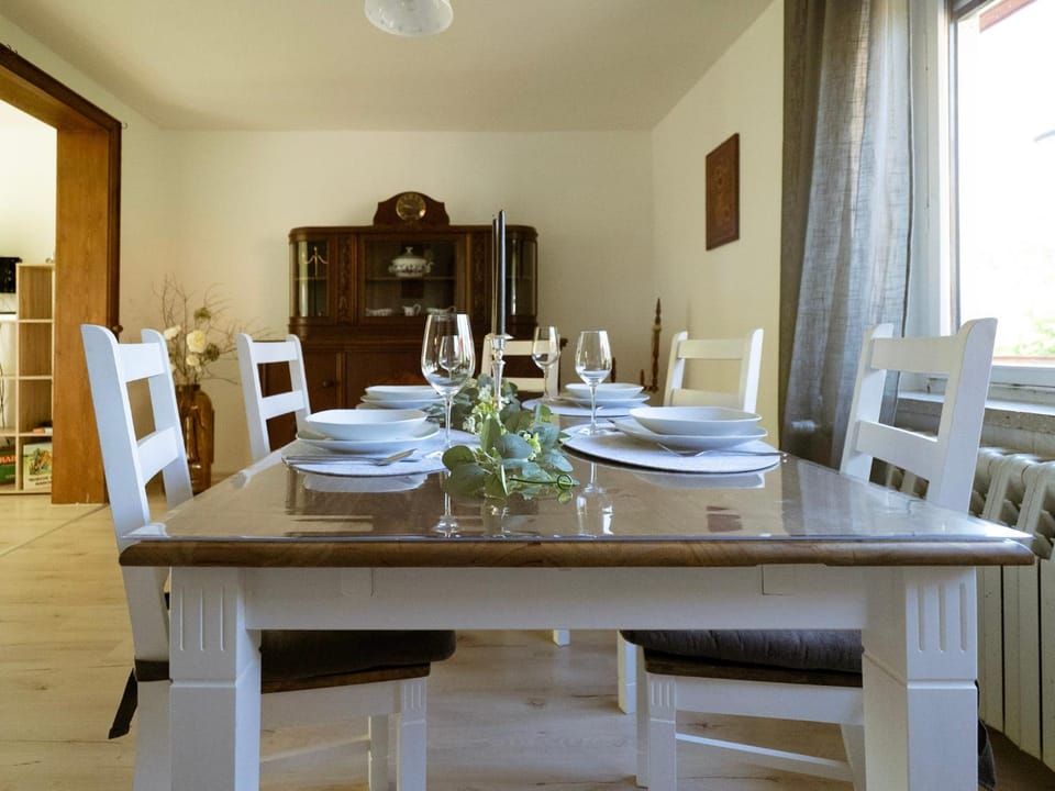 Dining area, Food, Lunch, Dinner