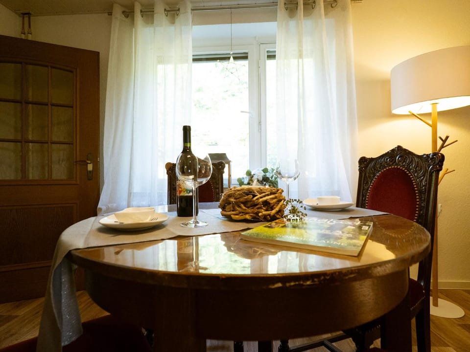 Restaurant/places to eat, Dinner