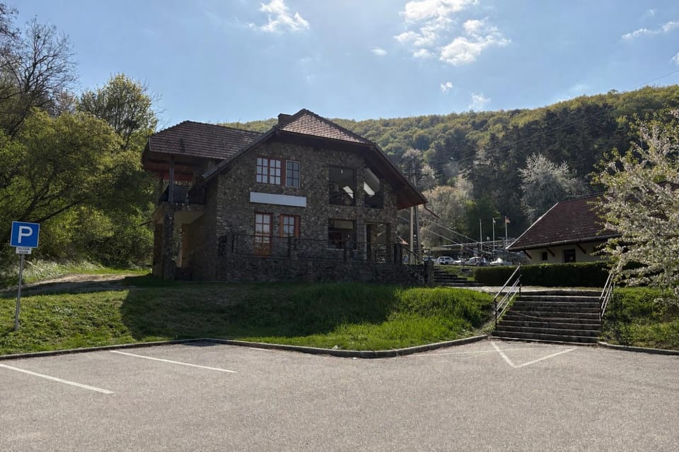 Property building, Parking
