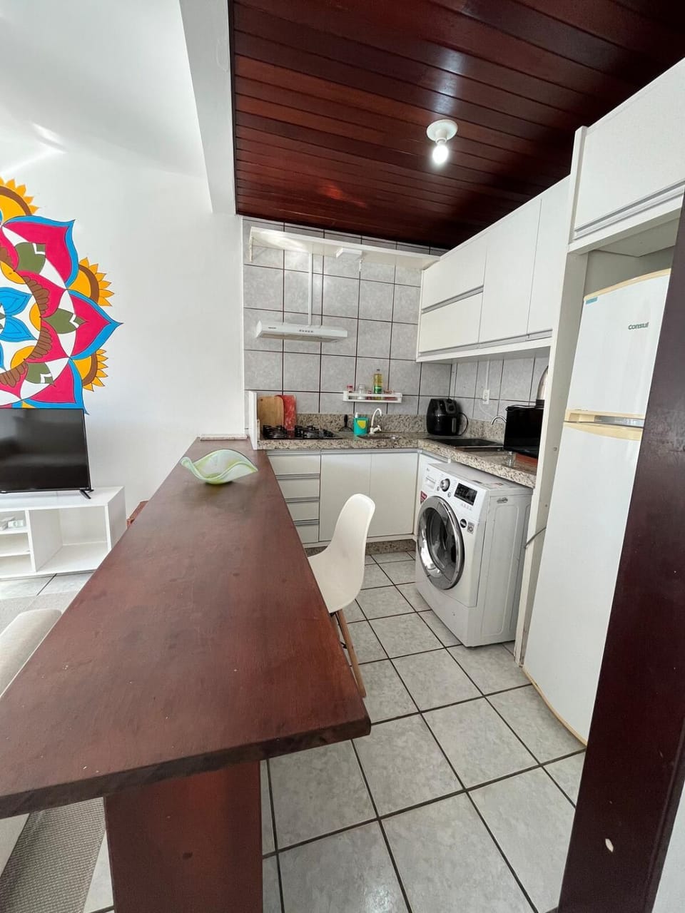 Apto em Jurerê - ÓTIMA LOCALIZAÇÃO Apartment in Florianopolis