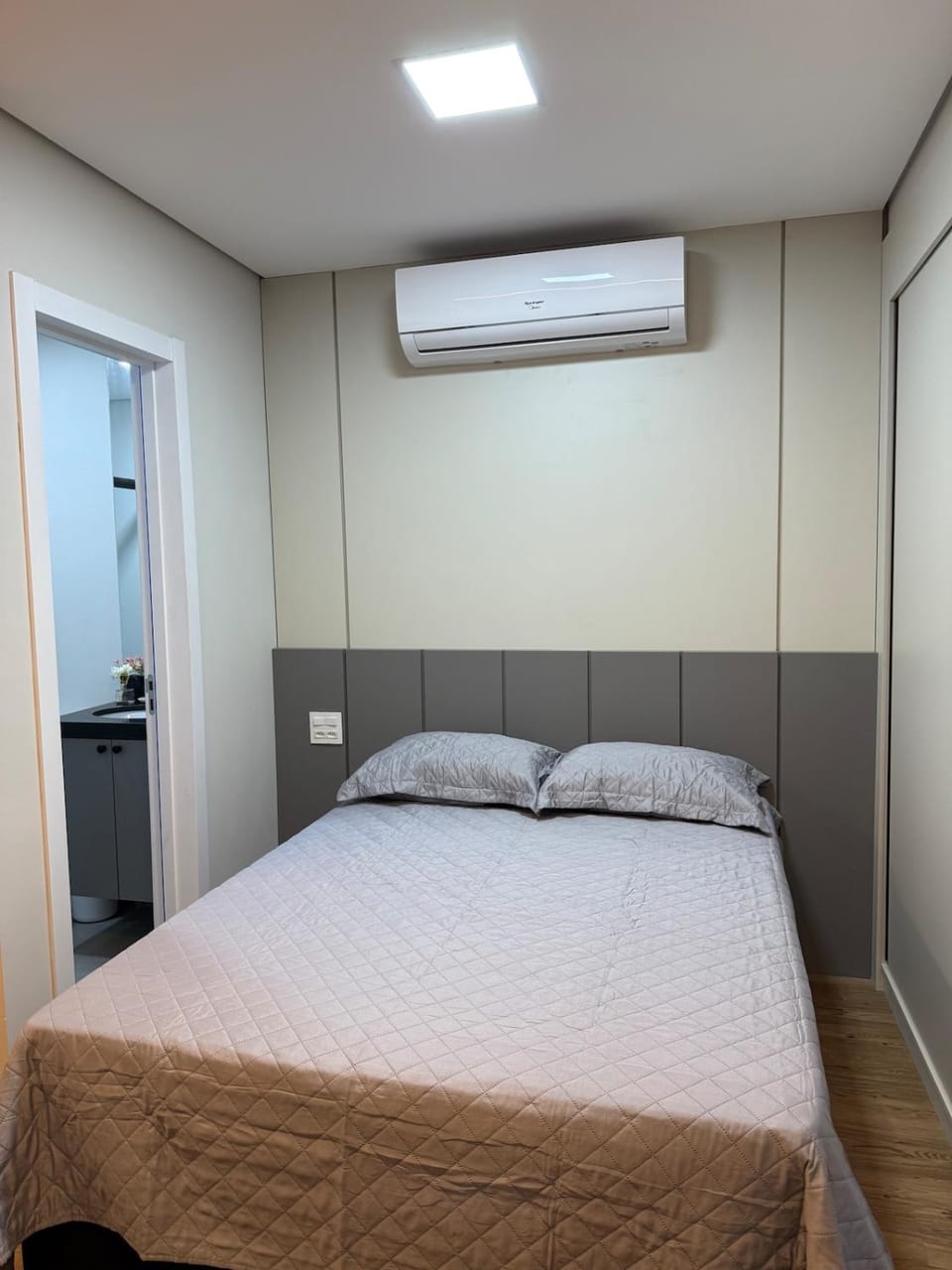 Studios Sublime - Elevador e Piscina und 04 Apartment in State of Mato Grosso, Brazil