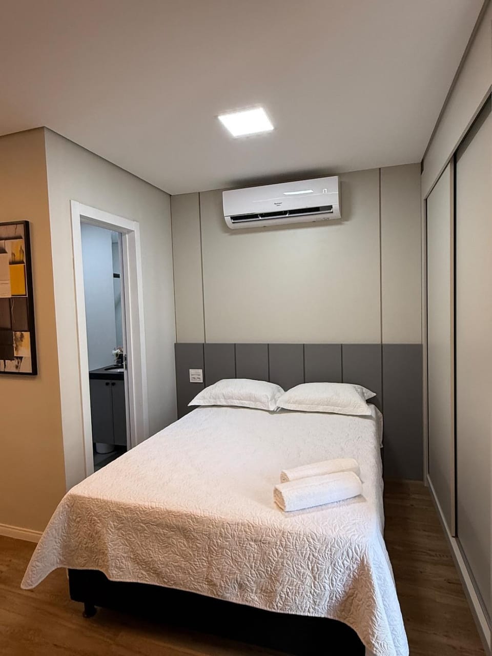 Studios Sublime - Elevador e Piscina und 04 Apartment in State of Mato Grosso, Brazil
