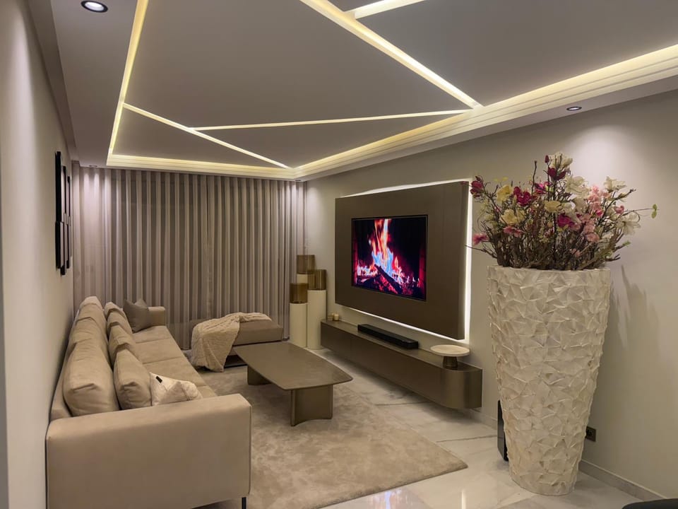 Living room, Decorative detail