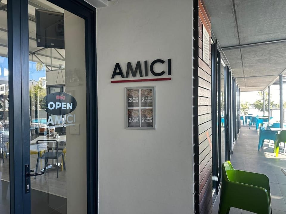 3 Bedroom Apartment - Sandown Apartment in Cape Town