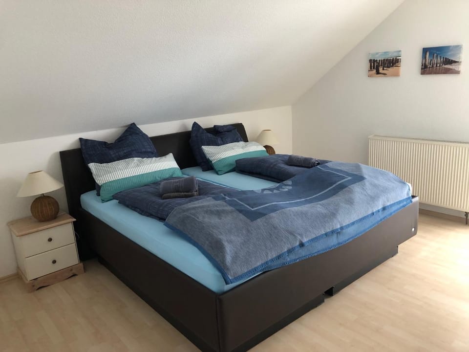 Gute Laune Ferienwohnung in Wenden, Südsauerland Apartment in North Rhine-Westphalia