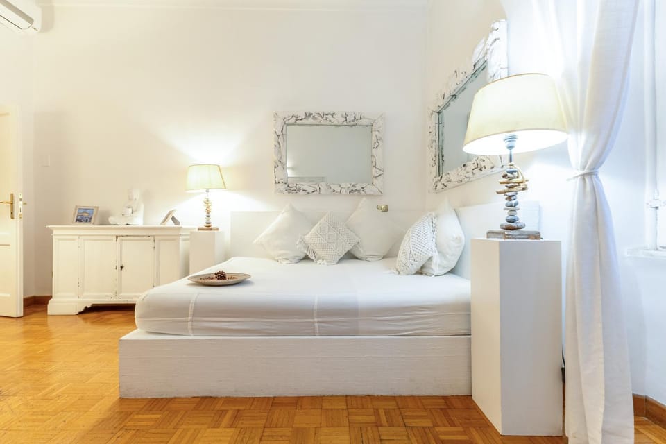 Bed, Bedroom, air conditioner