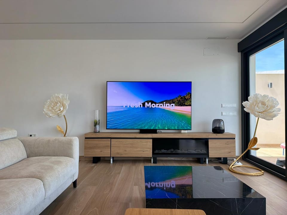 TV and multimedia, Living room